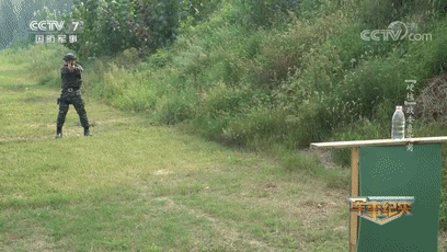 094948w47fijb8coi78hr8.gif