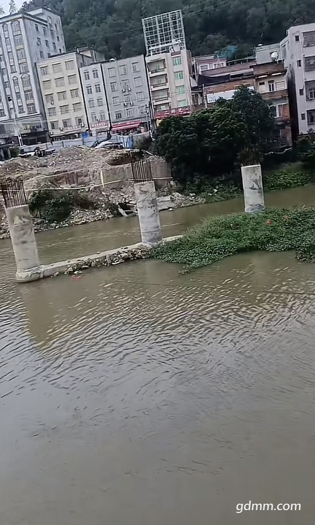 20221202205843front1_0_3275880_Fm2u580hAQWqUy_sGGHETu-M5y1l.jpg