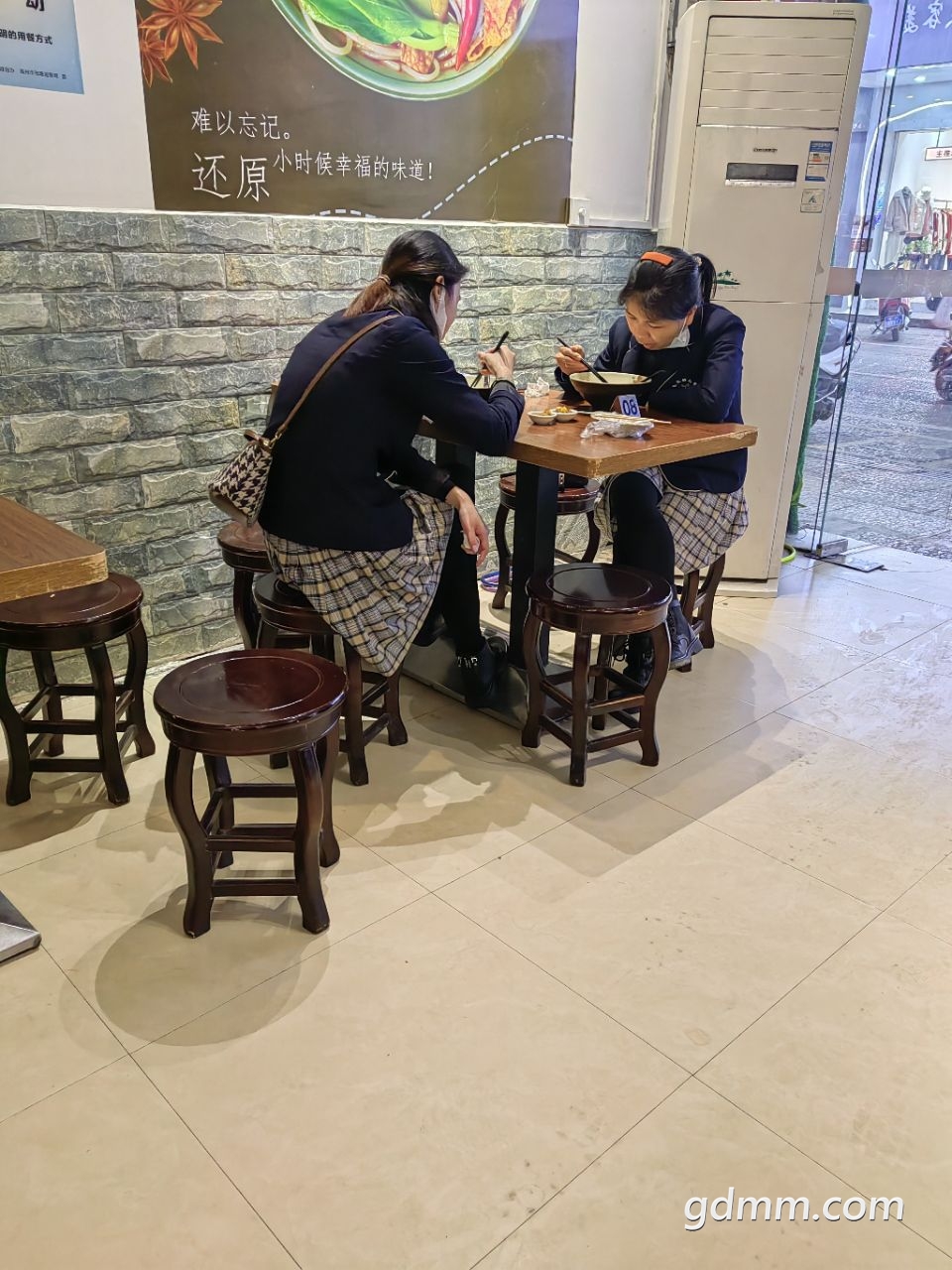 20221220184623front2_0_3377019_FkyQV5ztMIcOms7m1YRe2AXuIpzI.jpg