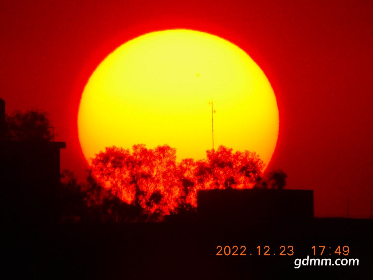 20221223193512front2_0_3377019_FpN_TAec__pI8Pi0FB6irTuUBdzR.jpg