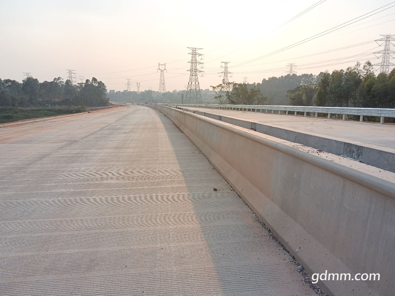 20221228214356front2_0_1590349_FisEVbpkpkKaHjsKEAjU_p3EOmIc.jpg