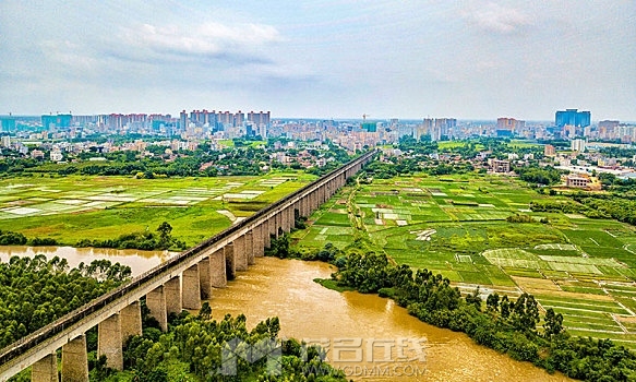 QJ5100040748.jpg