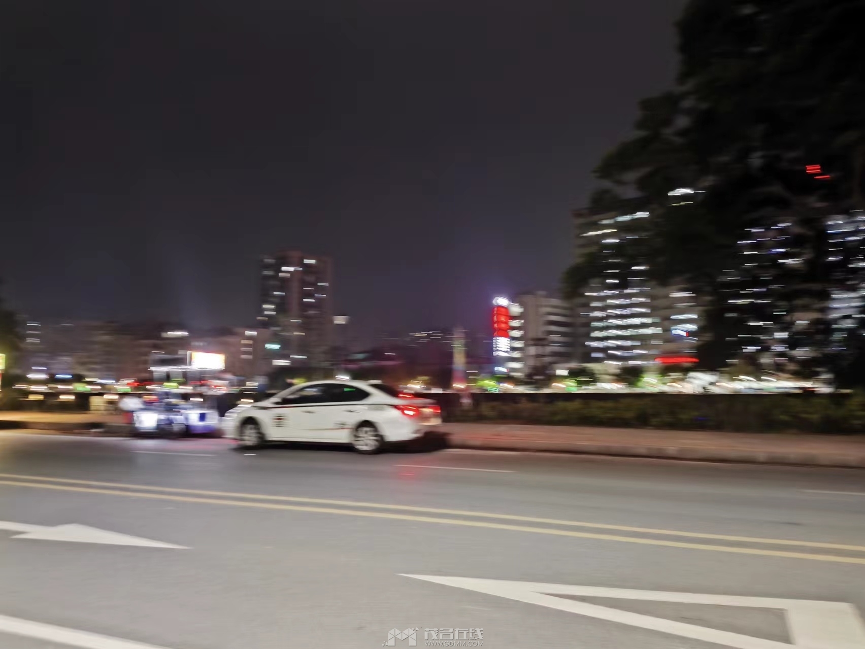 d99043d4f658e48517e27656adeca6d1.jpg