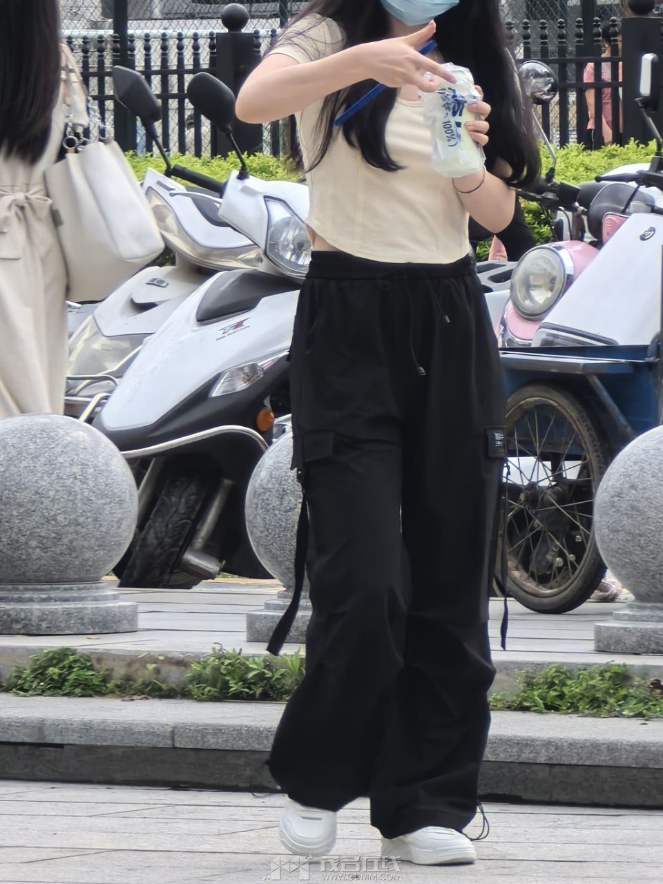 20240505064629front2_0_3377019_FpPx-jYuOZ_JM5NG6bCNEl1F9r0N.jpg