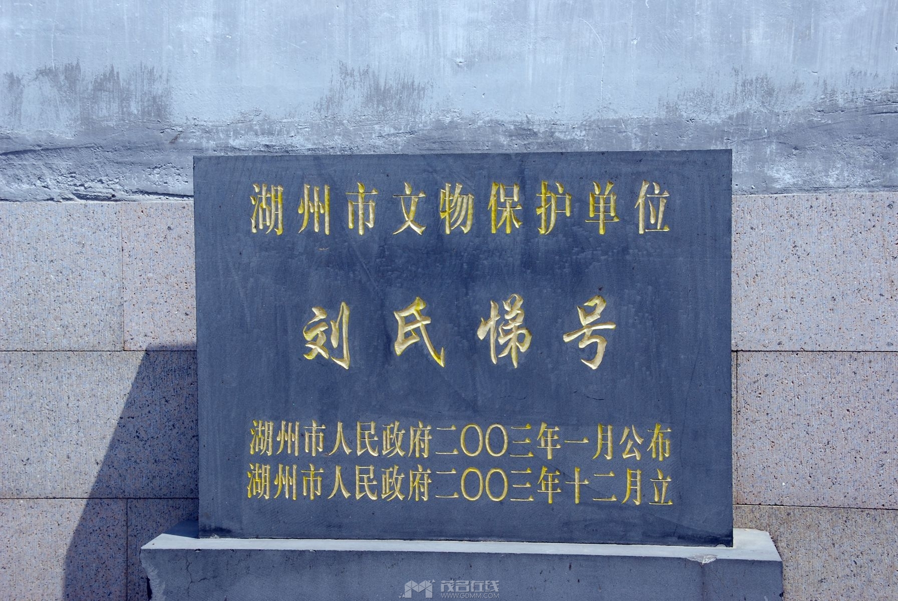73.jpg