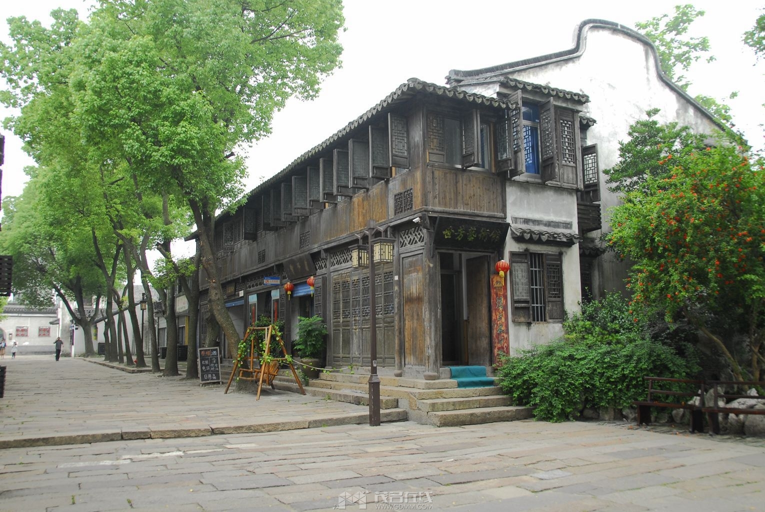 114.jpg