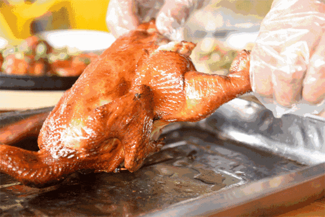 200703k72be21k2keabezl.gif