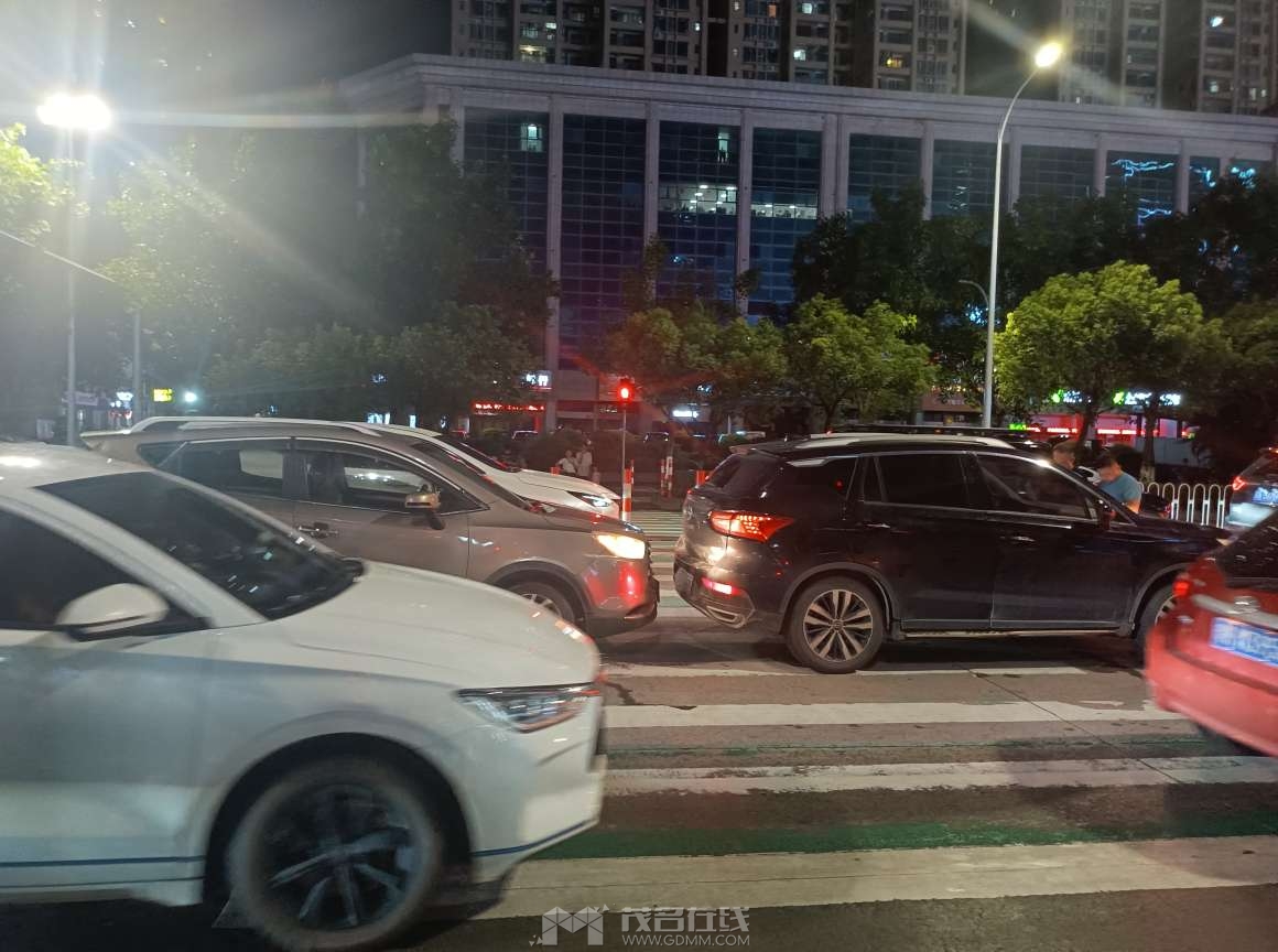 20240721220228front2_0_3375771_FiripUhhIXe3SUh-tK7myMxv8nX7.jpg