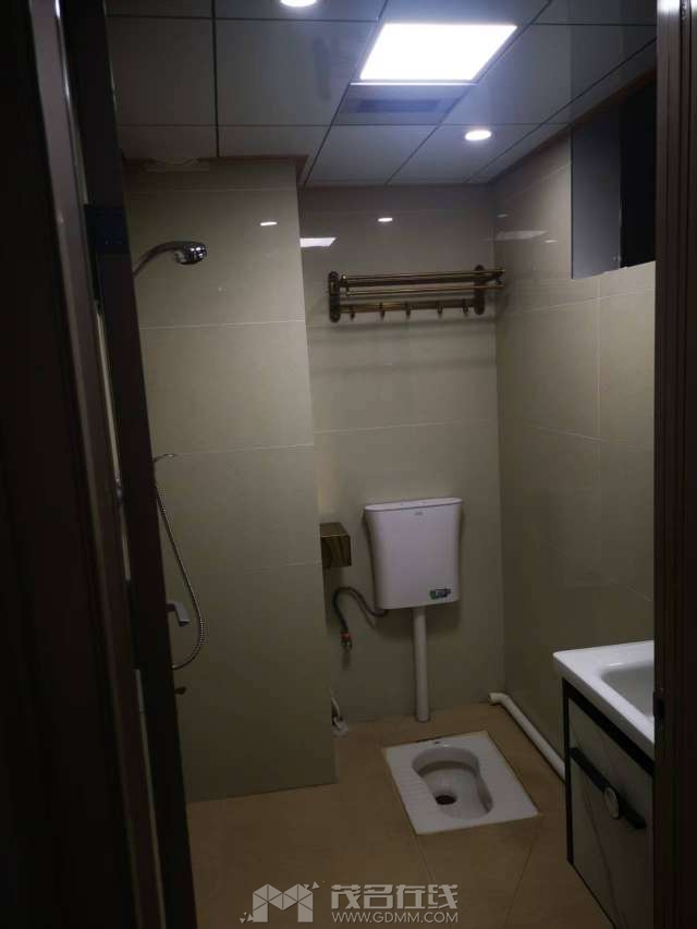 20250707235342front2_0_3263899_Fn_6axwwsxk0tOLsU0CMq4j9c2qZ.jpg