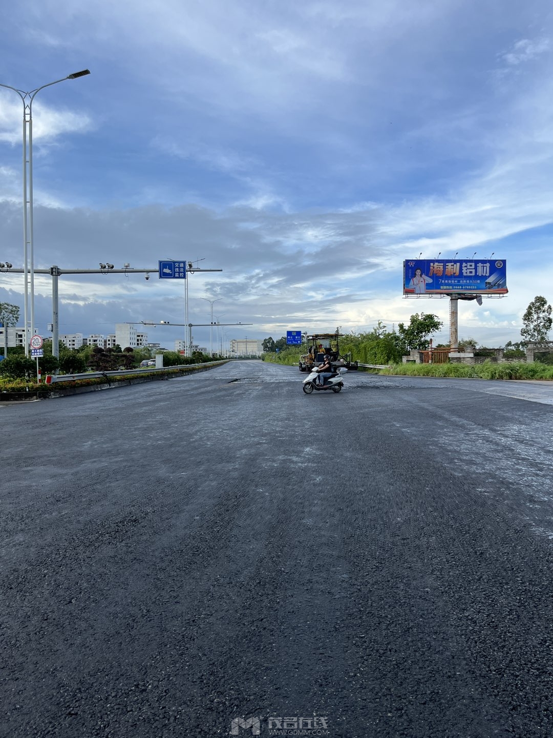 20250830125125front1_0_3381721_FqYF00TBKAxA8OehTOSU-8H0b9n4.jpg
