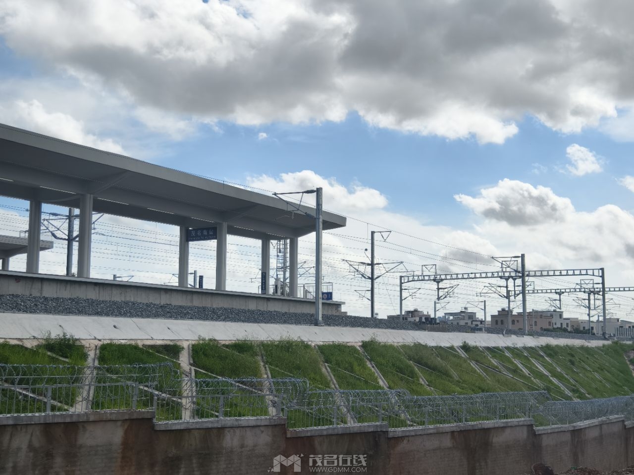 20250910110325front2_0_3210982_FgM1k61i_iXc4ZqY8l8KiiwK4qC4.jpg