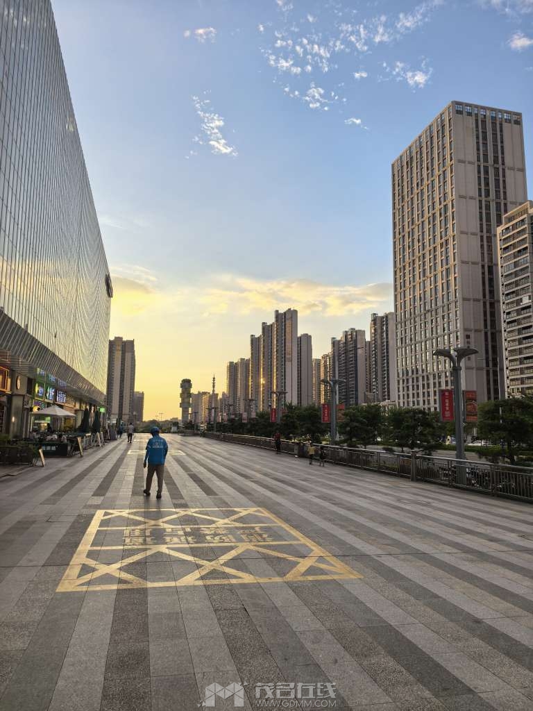 20251020200217front2_0_3212442_FunDeFK19G7QagHxLk_Hivn6Rdhc.jpg