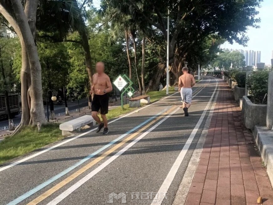 20251022183945front1_0_2811872_FoDszjmxakaM6kuhsjiU_MallPsR.jpg