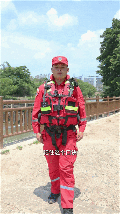 125826b60pbhjplbv622jz.gif
