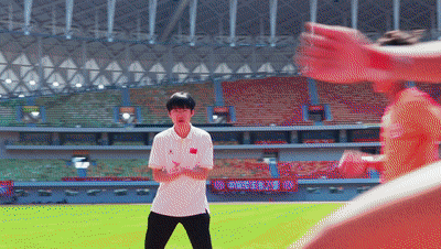 225836fx9wf5757mm7f7pv.gif