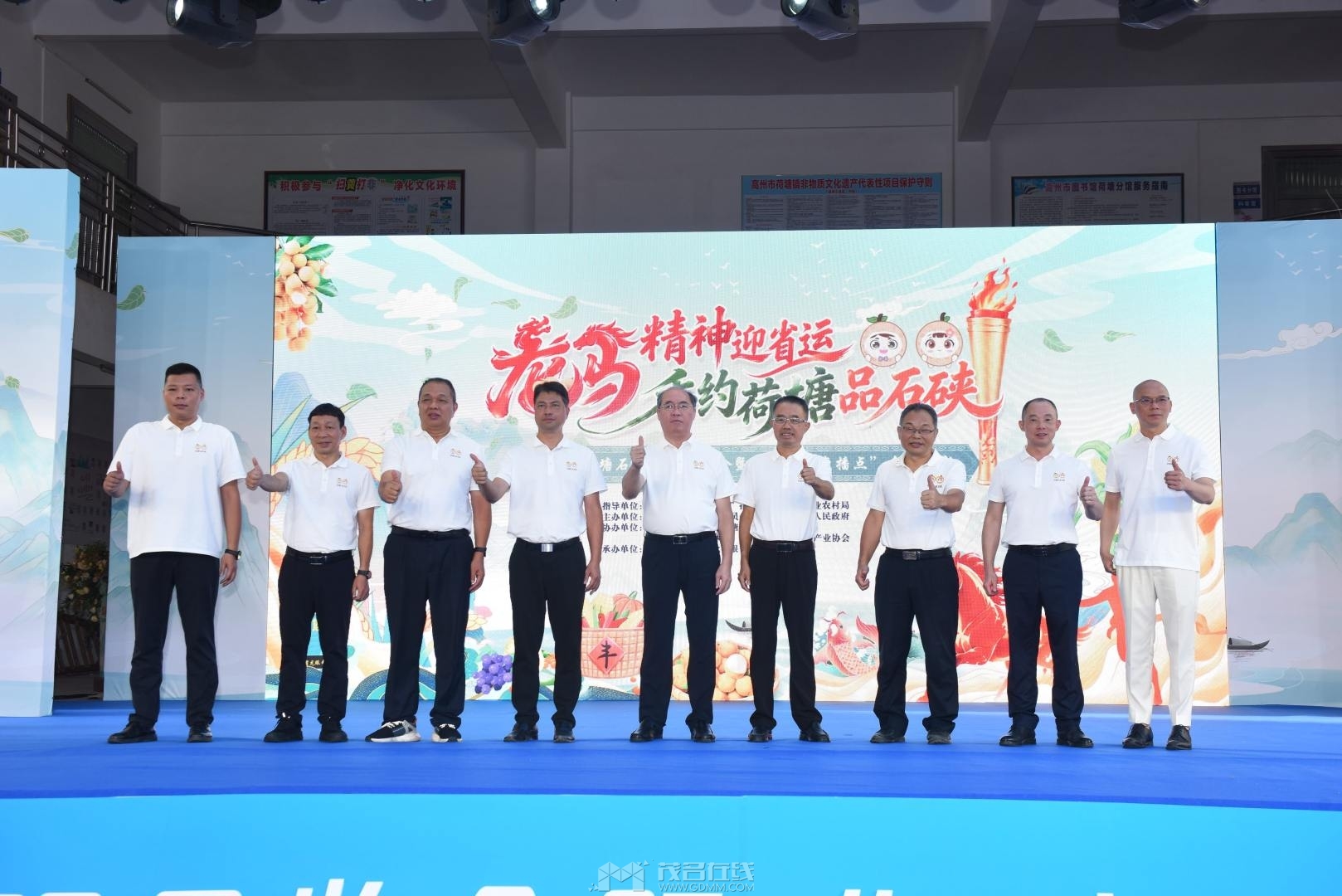 ELK_0853-opq4810440546.jpg