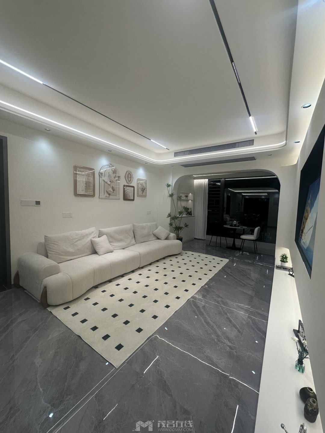 20260720183306front1_0_3391372_FiiBOyBoOhHHdian1lXWtdxttdIf.jpg