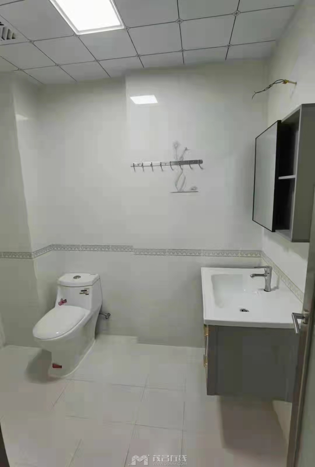 c2a2b70cc82811fe03bba688ea599b0.jpg